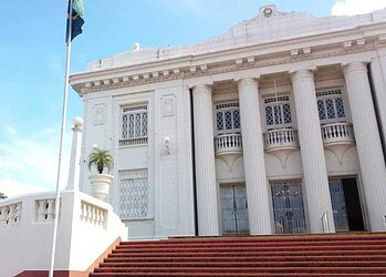 Após negociação com governo, BNDES reabre operações para o Acre