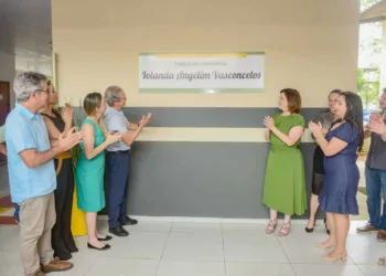 Socorro Neri inaugura Cras Rui Lino que vai atender moradores de 34 bairros de Rio Branco