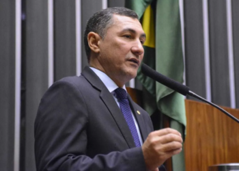 Jesus Sérgio anuncia resultado Leilão do Linhão que irá expandir os serviços de transmissão de energia elétrica