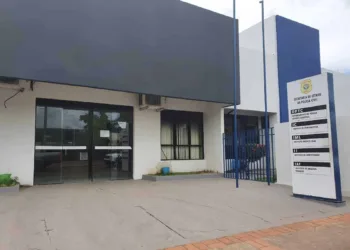 Dois suspeitos de roubo morrem e um fica ferido em confronto com a Polícia Militar em Rio Branco