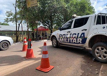 Segurança tenta inibir criminalidade com barreiras, mas população continua sendo vítima de assaltos  