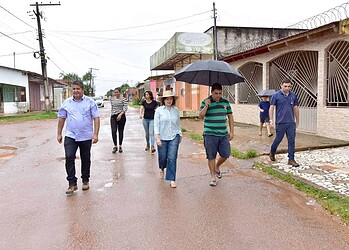 Socorro Neri inicia 2020 vistoriando obras e identificando demandas nos bairros
