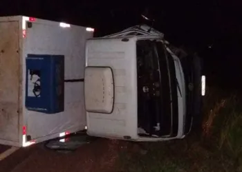 Jovem morre após colidir moto contra caminhão na BR-364, no interior do Acre
