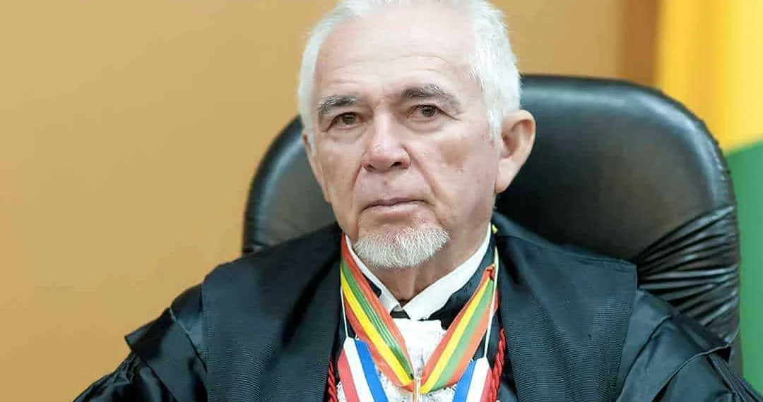 Luta de Francisco Praça contra o câncer chega ao fim; morre o desembargador aposentado do TJAC