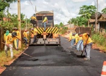 Prefeitura intensifica recuperação asfáltica e melhorias nos bairros