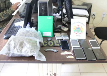 Operação conjunta: Gaeco e Polícia Militar prendem membros de organização criminosa e entorpecentes no Polo Geraldo Mesquita