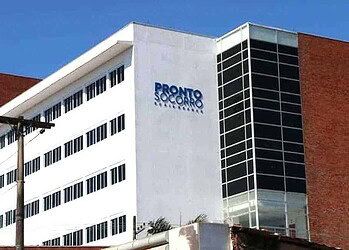 Caos no Pronto Socorro: Recém-nascido cirurgiado espera por atendimento médico há três dias