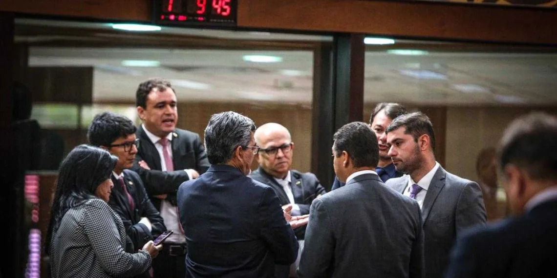 Base do governo aprova criação do Instituto de Saúde do Acre