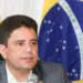 Gladson Cameli é criticado por não querer participar de debate sobre redução de combustível: “Ele é rico”  