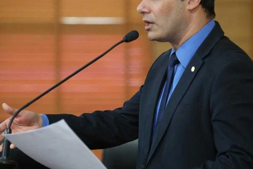 Roberto Duarte apresenta PL propondo que bens apreendidos pela Justiça sejam destinados à Segurança Pública