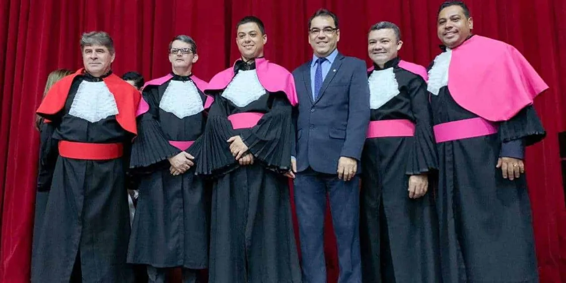 CRC prestigia formatura de Ciências Contábeis em curso coordenado por um de seus conselheiros