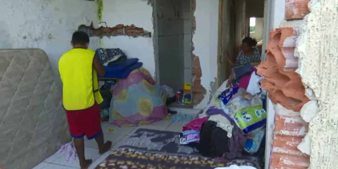 Venezuelanos continuam em prédio em ruínas na Capital