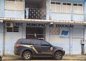 PF cumpre 7 mandados de prisão e 38 de busca e apreensão em Cruzeiro do Sul