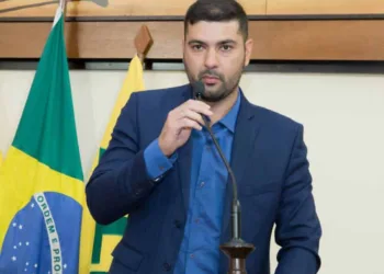 Nicolau Júnior se sensibiliza com relatos de pacientes renais crônicos “Me junto a vocês nessa luta”