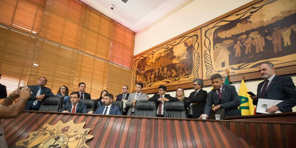 Nicolau Júnior anuncia suspensão de atividades parlamentares como medida de prevenção ao coronavírus