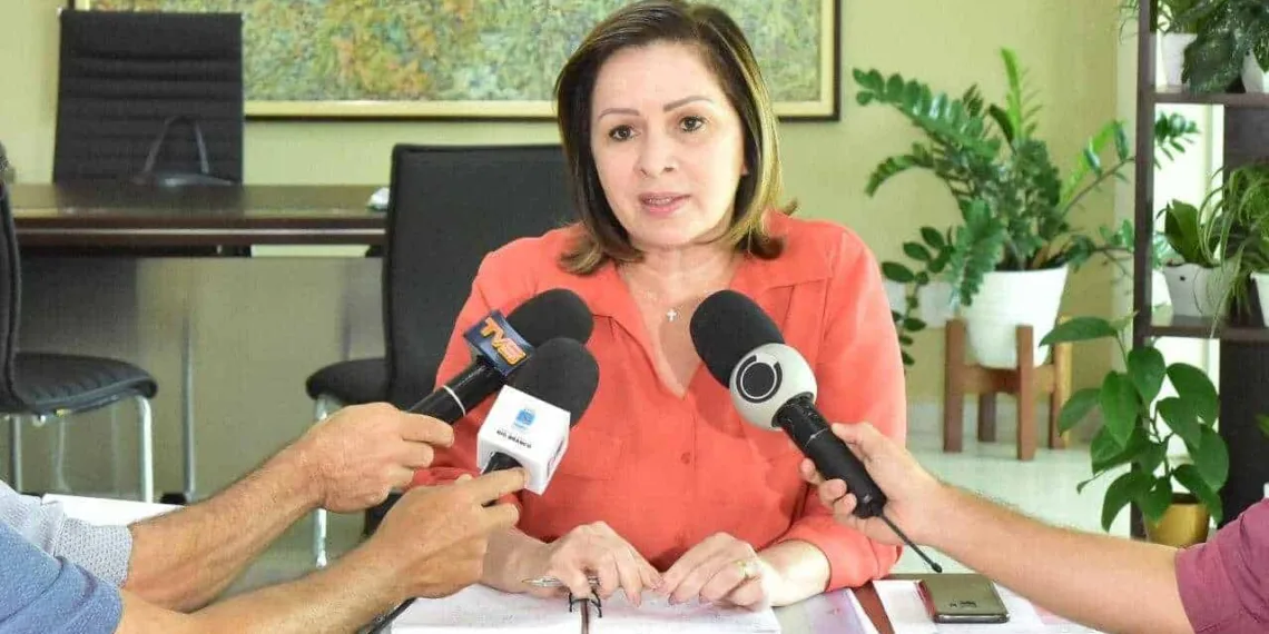 Prefeita Socorro Neri agradece vereadores por aprovação de piso salarial de agentes de saúde e endemias