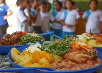 Prefeitura doará kit merenda a mais de 20 mil alunos devido a pandemia de covid-19