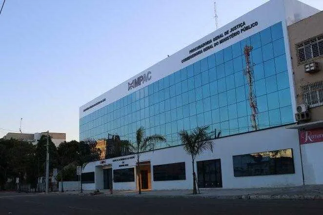 MP/AC vai investigar hospital particular por se recusar a receber pacientes com o novo coronavírus