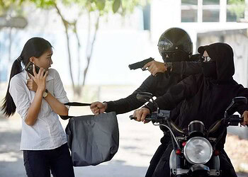 Assaltantes se aproveitam de ruas vazias; "não poupam" nem idosos