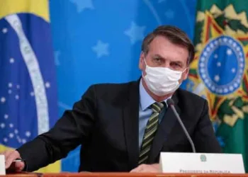 AGU entrega exames de Bolsonaro ao Supremo