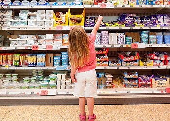 “Não levem as crianças ao supermercado”, pede o governador do Acre