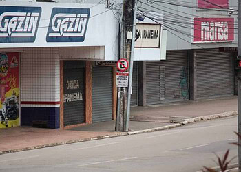 Governo prorroga decreto e estuda novas regras para estabelecimentos empresariais