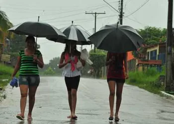 Inmet segue com alerta sobre risco de chuvas intensas em todo o Acre