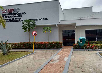 A pedido do MP/AC, Justiça determina multa para quem provocar aglomerações