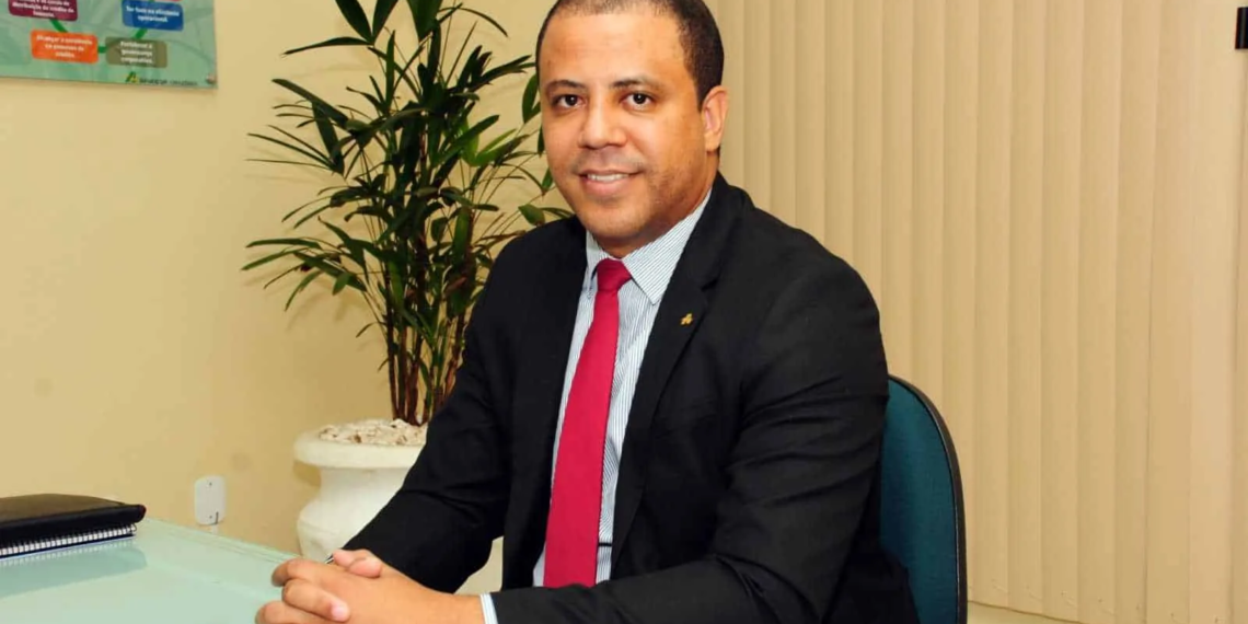 Em novo quadro de entrevistas, Sistema Fecomércio/AC conversa com superintendente do Basa