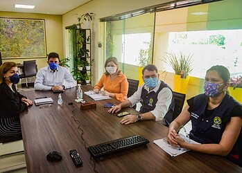 Prefeita e governador participam de videoconferência de monitoramento do novo coronavírus