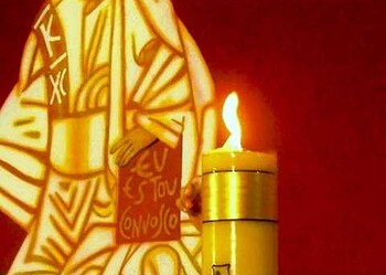 Paróquia São Peregrino transmite Vigília Pascal a partir das 19h de hoje