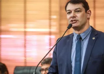Roberto Duarte defende aprovação de PL que beneficia militares e considera “estranha” atitude do MP