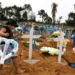 Artistas e jornalistas lançam site para homenagear mortos por covid-19