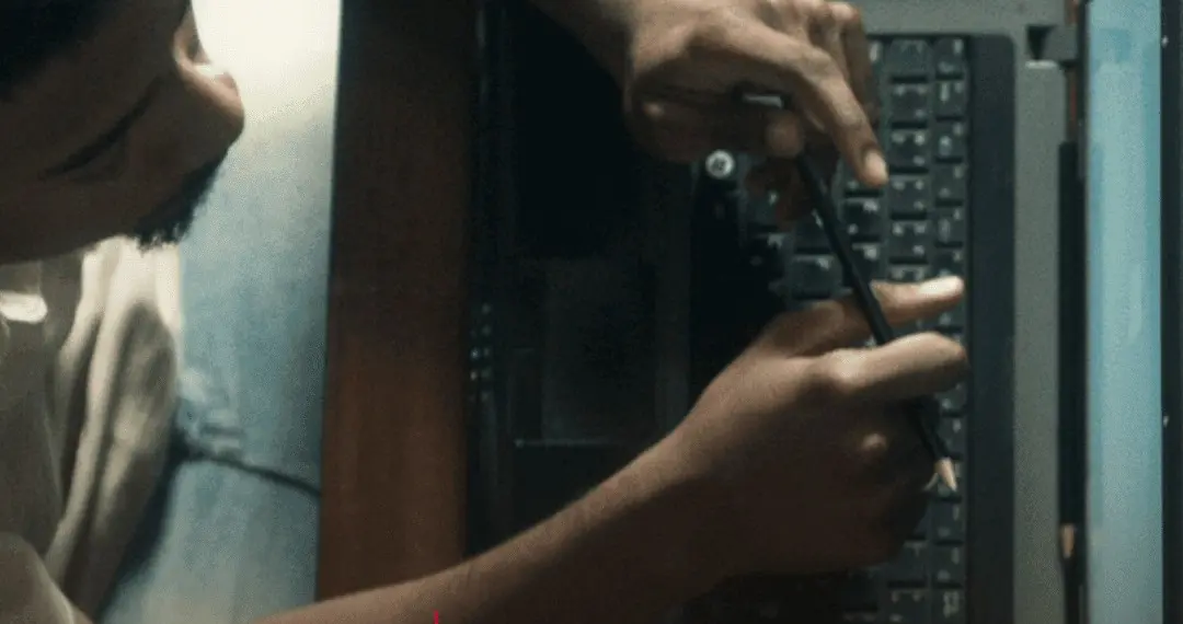 Aulas podem ser acessadas por qualquer organização do país ()