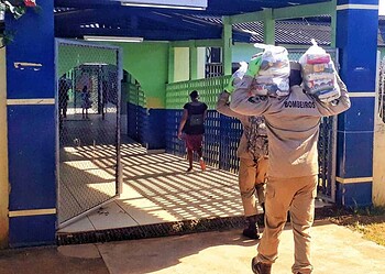 Governo emite nota e diz que aquisição de cestas básicas distribuídas à população foi “regular”