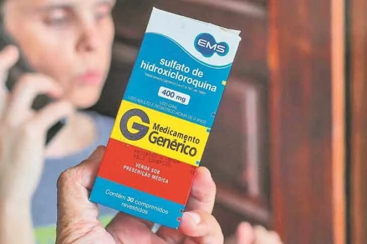 Teste com hidroxicloroquina deve recomeçar após aprovação britânica