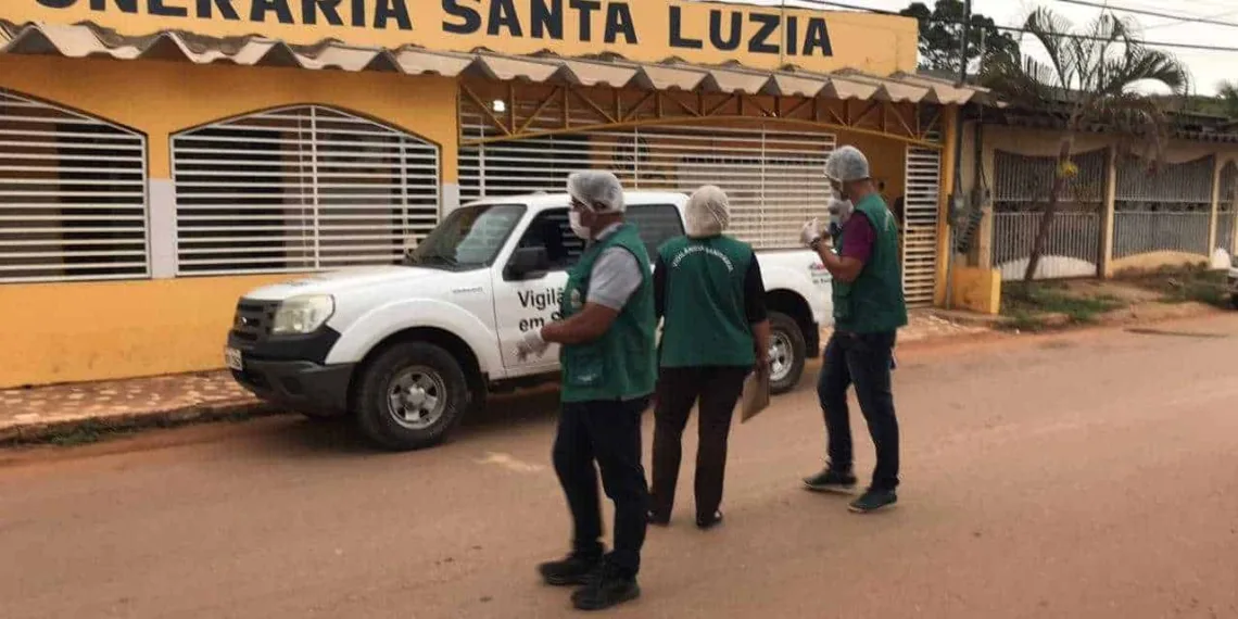 Ação conjunta da vigilância sanitária é realizada na única funerária do Quinari