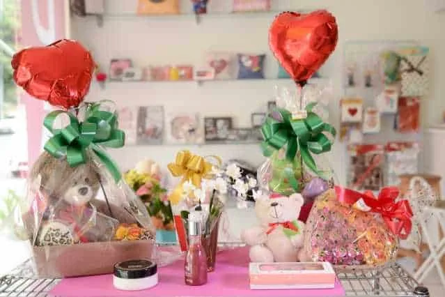 Dia dos Namorados representa a terceira melhor data do ano com relação ao movimento de compra e venda de bens e serviços de consumo