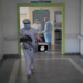 Objetivo do protocolo é orientar os profissionais quanto à medicação adequada aos pacientes acometidos pela Covid-19, de acordo com o seu quadro clínico Foto: Odair Leal/Secom