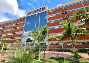 Prefeitura realiza mutirão de vacina em universidade de Rio Branco