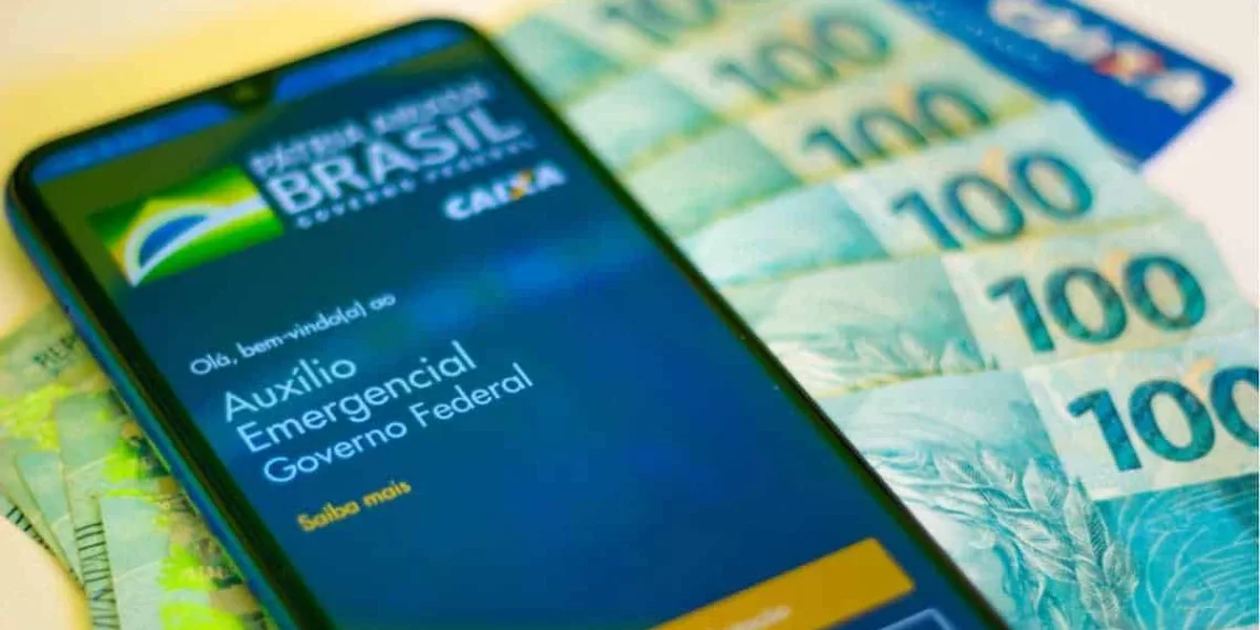 Caixa antecipa saque do auxílio emergencial para aprovados no início de junho