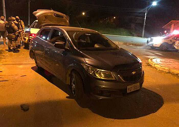 PM prende quatro homens após cometerem roubo e manterem vítimas em cárcere privado em Rio Branco