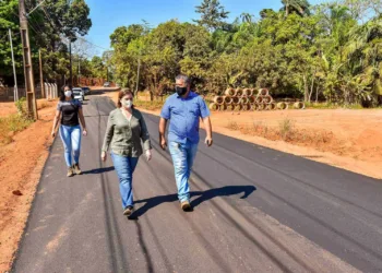 Prefeita Socorro Neri visita obras em andamento em Rio Branco