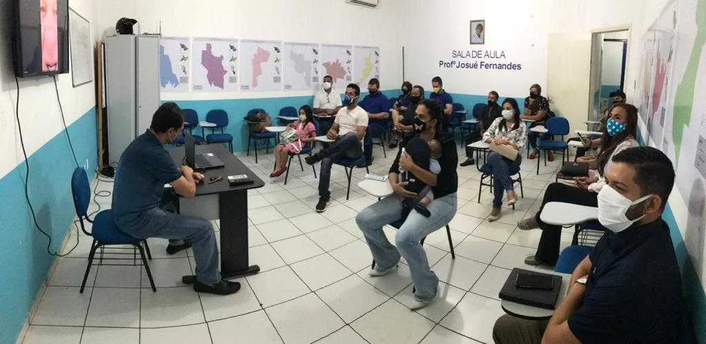 Roberto Duarte e pré-candidatos a vereador assinam carta de princípios do Instituto Liberal do Acre