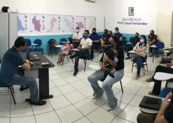 Roberto Duarte e pré-candidatos a vereador assinam carta de princípios do Instituto Liberal do Acre