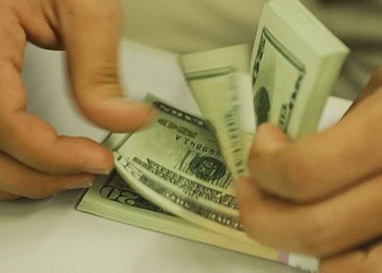 Dolares-Moeda estrangeira