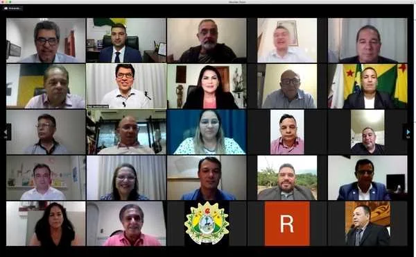 Deputados aprovam a Lei de Diretrizes Orçamentárias para 2021