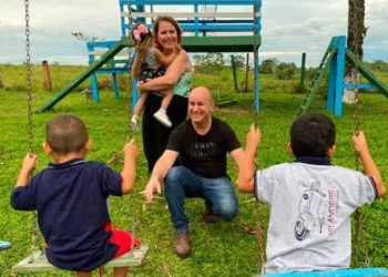 Em um período conturbado, o contexto de dificuldades foi superado de forma inédita na adoção de três crianças (Foto: Acervo Pessoal)