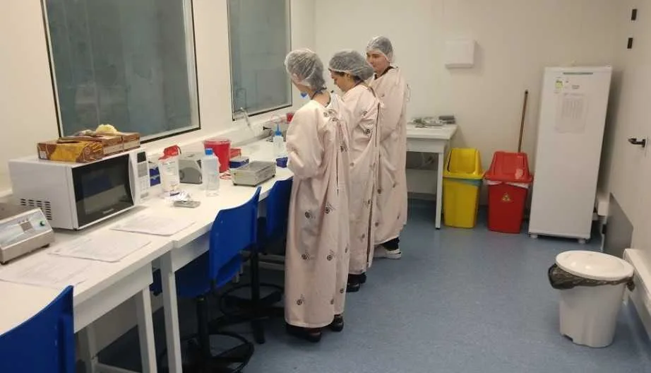 Mais de 50 testes aguardam análise laboratorial no Estado (Foto: Acervo Secom)