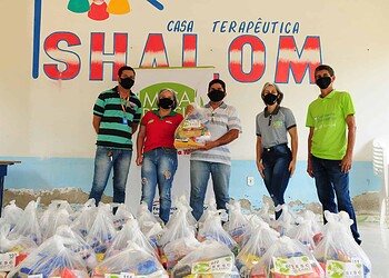 Mesa Brasil entrega cestas básicas em instituições terapêuticas de Rio Branco